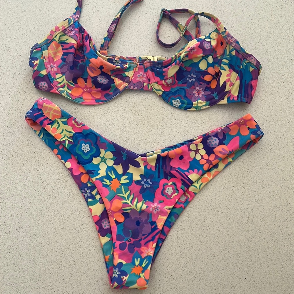 KULANI kini set